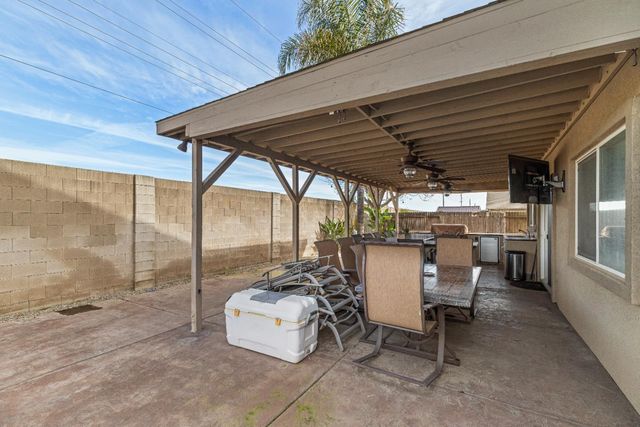 7009 Finale Ln, Hughson, CA 95326