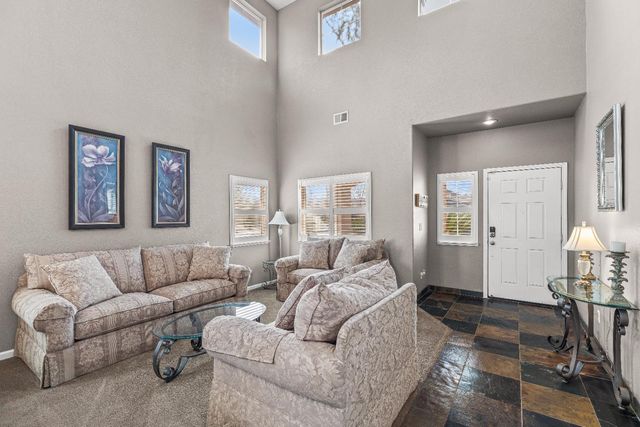 7009 Finale Ln, Hughson, CA 95326