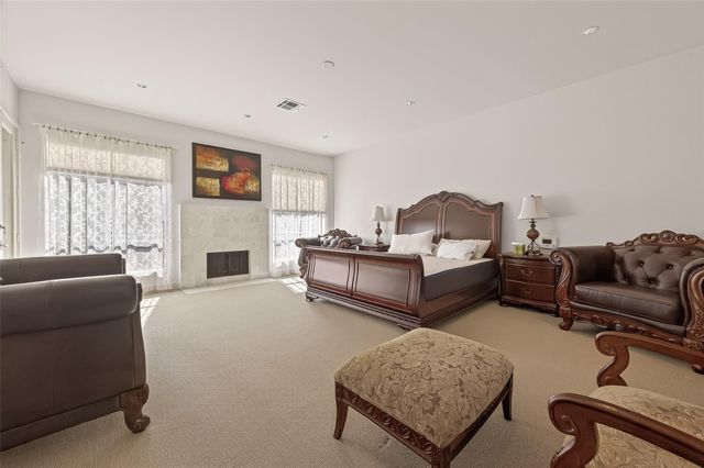 1526 Potomac Drive, Houston, TX 77057