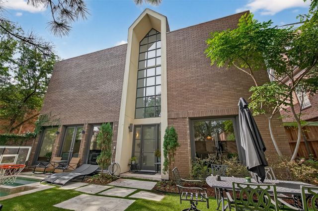 1526 Potomac Drive, Houston, TX 77057