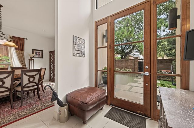 1526 Potomac Drive, Houston, TX 77057