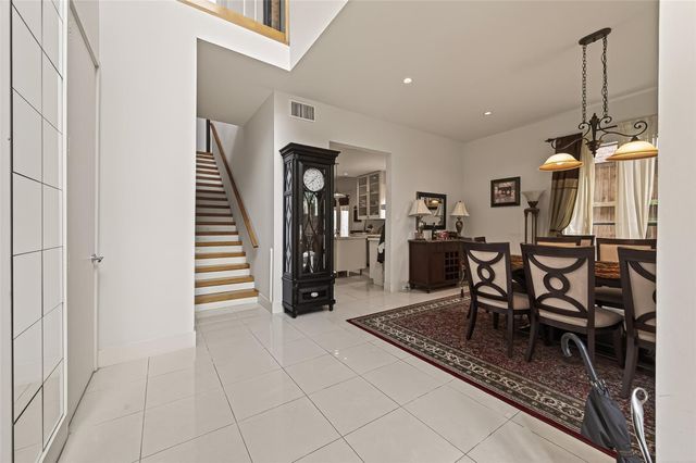 1526 Potomac Drive, Houston, TX 77057