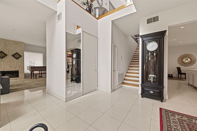 1526 Potomac Drive, Houston, TX 77057