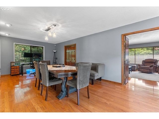 2102 BLOYD St, Kelso, WA 98626
