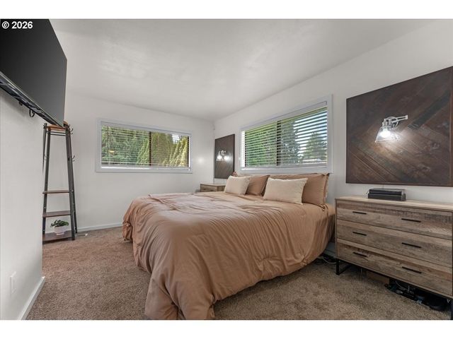2102 BLOYD St, Kelso, WA 98626