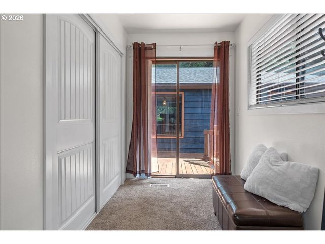 2102 BLOYD St, Kelso, WA 98626
