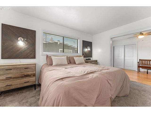 2102 BLOYD St, Kelso, WA 98626