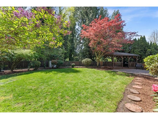 2102 BLOYD St, Kelso, WA 98626