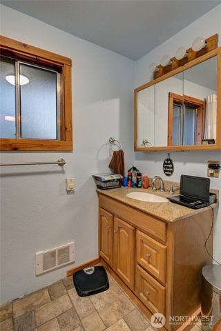 1131 W Schley Street, Aberdeen, WA 98520