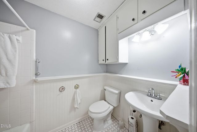 604 Ashe Avenue, Cary, NC 27511