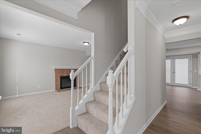 2300 COMMUNITY DR, Waldorf, MD 20601