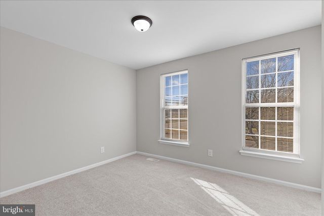 2300 COMMUNITY DR, Waldorf, MD 20601