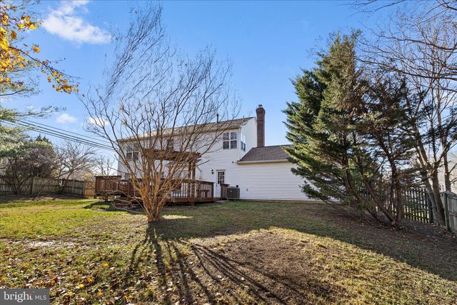 2300 COMMUNITY DR, Waldorf, MD 20601