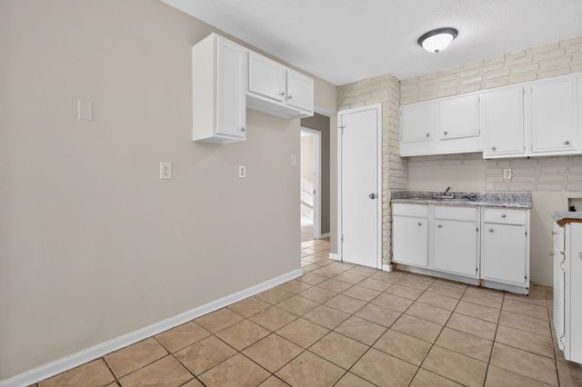 4306 UNIVERSITY ST, Memphis, TN 38127