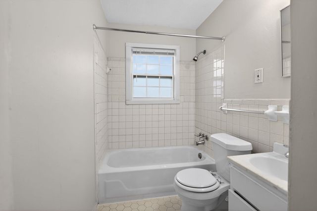 4306 UNIVERSITY ST, Memphis, TN 38127