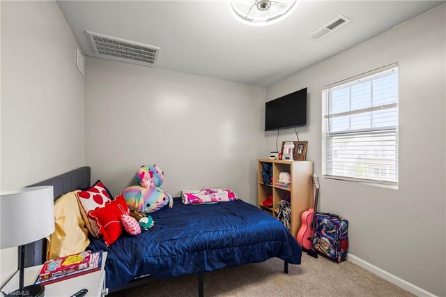 1392 Finwick Drive, Pfafftown, NC 27040
