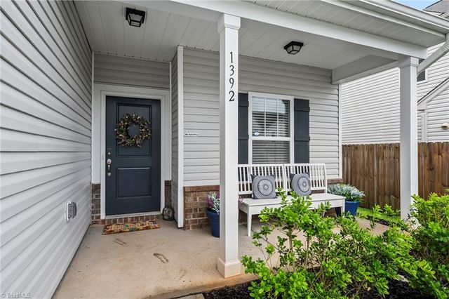 1392 Finwick Drive, Pfafftown, NC 27040