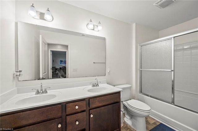 1392 Finwick Drive, Pfafftown, NC 27040