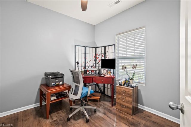 1392 Finwick Drive, Pfafftown, NC 27040