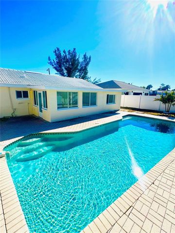 455 81ST AVENUE, St Pete Beach, FL 33706