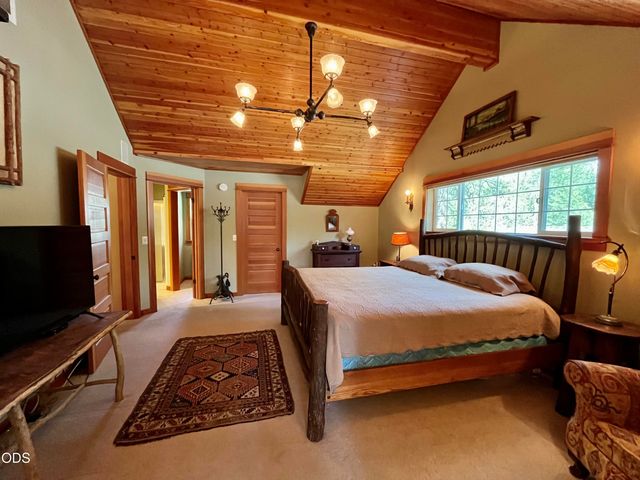 53556 Kokanee Way, La Pine, OR 97739