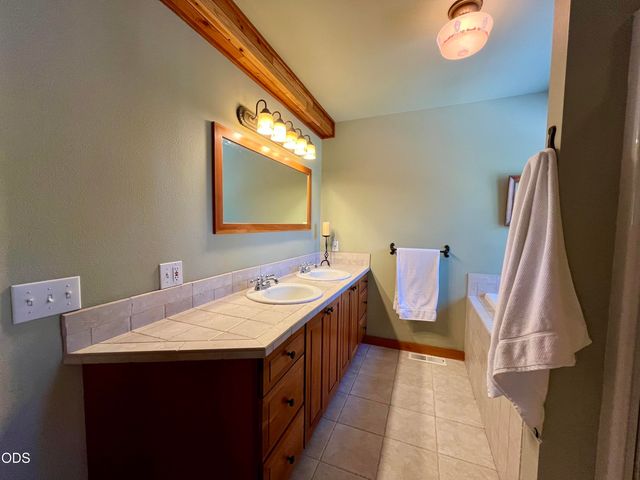 53556 Kokanee Way, La Pine, OR 97739