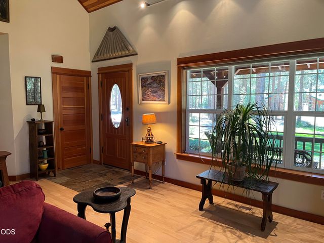 53556 Kokanee Way, La Pine, OR 97739