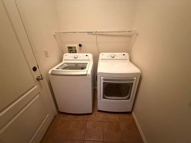 9228 Bluewood Lane NE, Albuquerque, NM 87122