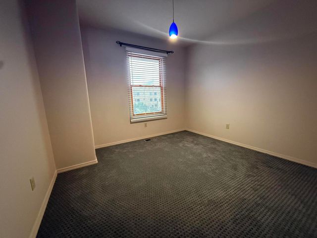 9228 Bluewood Lane NE, Albuquerque, NM 87122