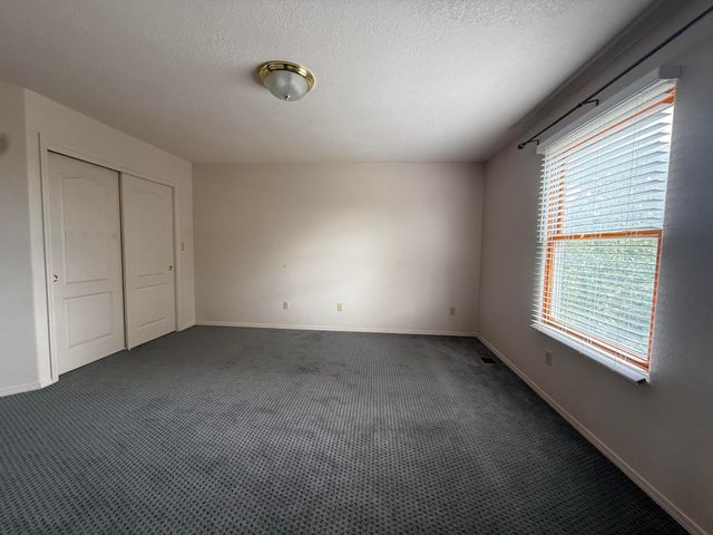 9228 Bluewood Lane NE, Albuquerque, NM 87122