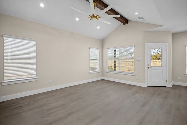 2201 Comet Trail, Granbury, TX 76048