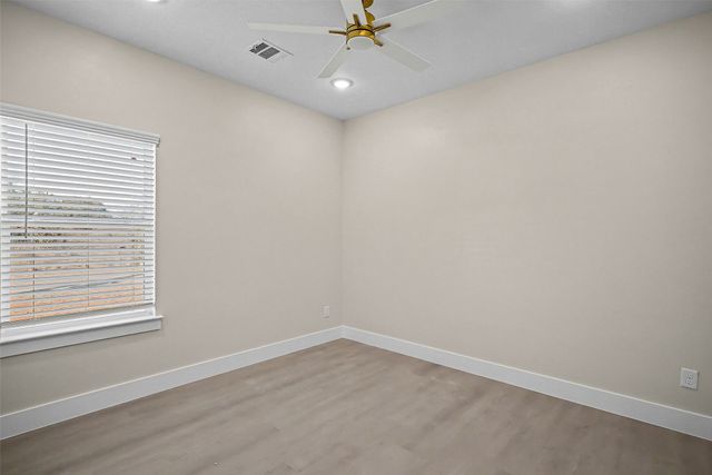 2201 Comet Trail, Granbury, TX 76048