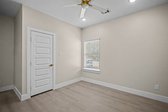 2201 Comet Trail, Granbury, TX 76048