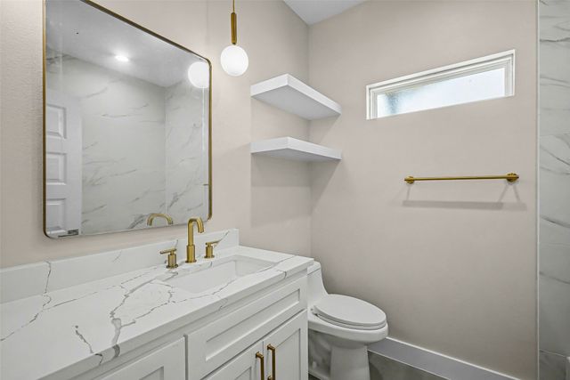 2201 Comet Trail, Granbury, TX 76048