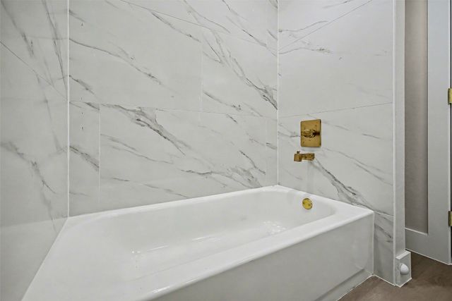 2201 Comet Trail, Granbury, TX 76048