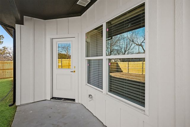 2201 Comet Trail, Granbury, TX 76048