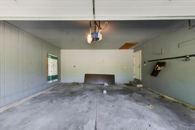 3575 Donovan Drive, Crete, IL 60417