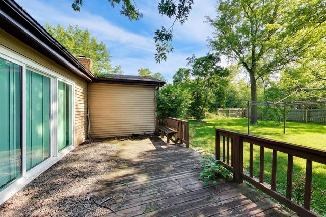 3575 Donovan Drive, Crete, IL 60417