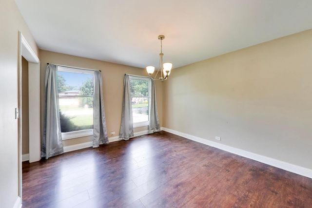 3575 Donovan Drive, Crete, IL 60417