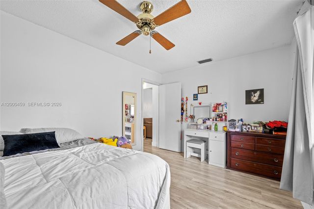 5839 La Pinata Blvd C-2, Green Acres, FL 33463