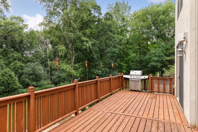 241 Starrwood, Hudson, WI 54016