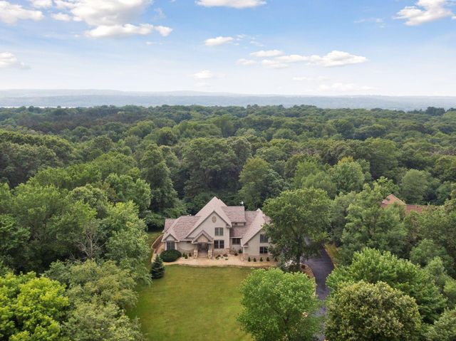 241 Starrwood, Hudson, WI 54016