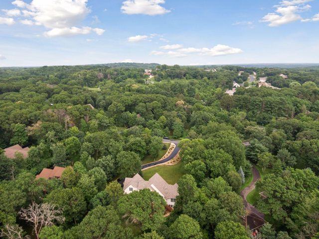 241 Starrwood, Hudson, WI 54016