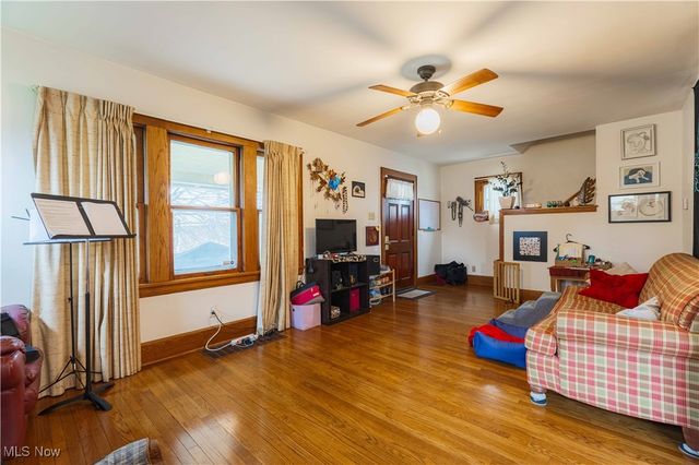 1051 Brown Street, Akron, OH 44301