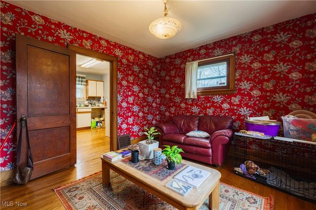 1051 Brown Street, Akron, OH 44301