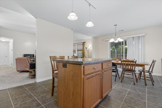 2605 SHAMROCK DR, Columbia, MO 65202