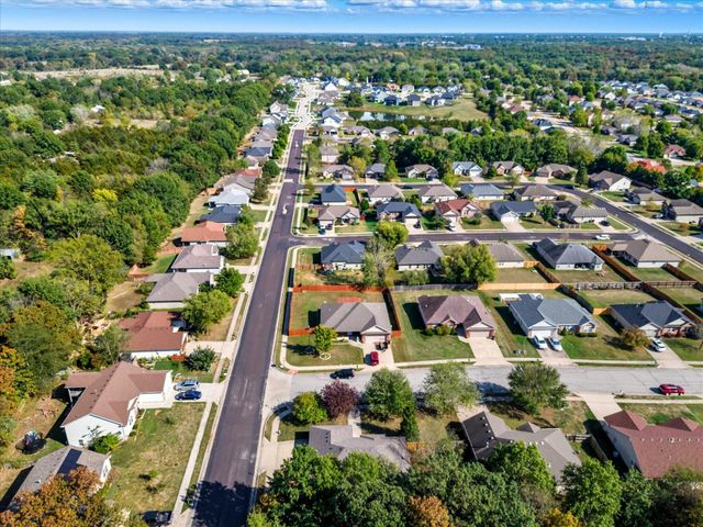 2605 SHAMROCK DR, Columbia, MO 65202