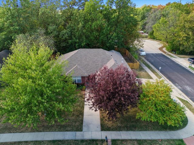 2605 SHAMROCK DR, Columbia, MO 65202