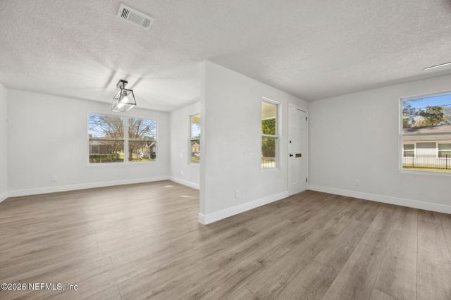 707 MURRAY Drive, Jacksonville, FL 32205