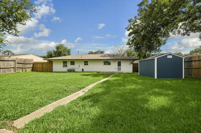 611 Marleen Street, Houston, TX 77034